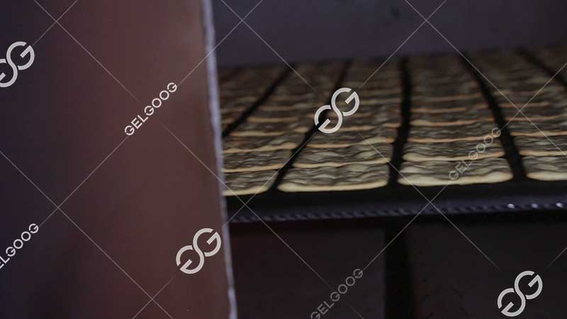automatic cracker making machine