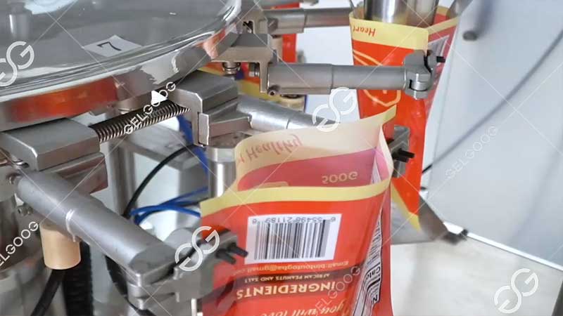 machine d'emballage de biscuits à pesage multitêtes